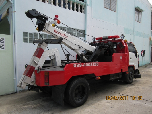 ขายรถยก 6 ล้อ พร้อมอุปกรณ์ครบถ้วน