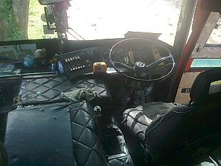 ขายรถบัสตรัง-สตูลพร้อมคิวในเส้นทาง ยี่ห้อเบนซ์ เครื่อง 6BG1-811407 175 แรงม้า เลขตัวรถ 328-053-60-023581 แบบตัวถัง XU ยาว 12 เมตร พัดลม เครื่องเสียงพร้อม 52 ที่นั่ง มีประกันชั้น 3 ขนาดยาง 1000 ราคา 560000