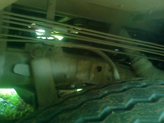 ขายรถบัสตรัง-สตูลพร้อมคิวในเส้นทาง ยี่ห้อเบนซ์ เครื่อง 6BG1-811407 175 แรงม้า เลขตัวรถ 328-053-60-023581 แบบตัวถัง XU ยาว 12 เมตร พัดลม เครื่องเสียงพร้อม 52 ที่นั่ง มีประกันชั้น 3 ขนาดยาง 1000 ราคา 560000