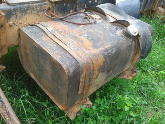 ขาย ROCKY 210 2 เพลา หัวคัสซี เครื่องล่าง (ไม่มีเครื่อง เกียร์) ขาย ROCKY 210 2 เพลา หัวคัสซี เครื่องล่าง (ไม่มีเครื่อง เกียร์)