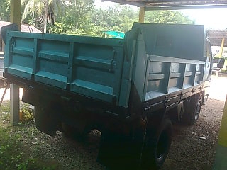 ขายรถ 6 ล้อดัมพ์ ISUZU NKR 88 แรงม้า คัสซี NKR55EX5S-7107129 ราคา 450000