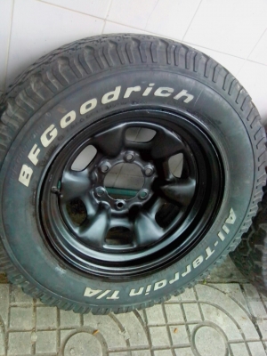 ขายล้อกะทะวีโก้แถมยางbf 235 70 16 ขายล้อกะทะวีโก้แถมยางbf 235 70 16