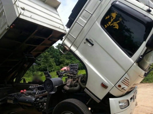 รถฮีโน่ 10 ล้อดั้ม 380 แรงม้า ปี 53  สนใจติดต่อ 081 - 6079515