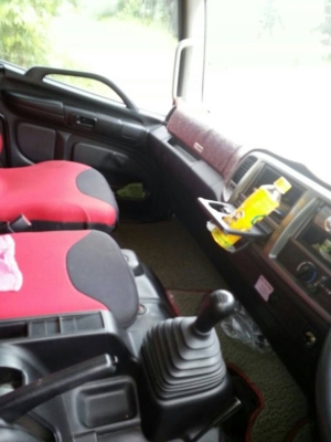 รถฮีโน่ 10 ล้อดั้ม 380 แรงม้า ปี 53  สนใจติดต่อ 081 - 6079515