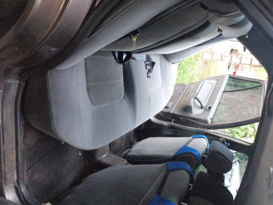 ขออนุญาตขายรถเก๋งวิ่งทางไกลซักคันครับ