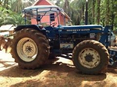 ขายรถไถ FORD 6610 2 เพลาดุมเรียบ เครื่องมือ 4 อย่าง ใบมีดดันหน้า 7 จาน 3 จาน ที่ตัดหญ้า เอกสารเล่มทะเบียน ราคา 570000