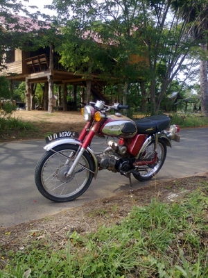 ขาย ยามาฮ่า yl เครื่องไนค์ เก๋าๆ สักคัน