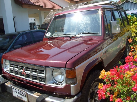 mitsubishi pajero 2.5 4x4WD