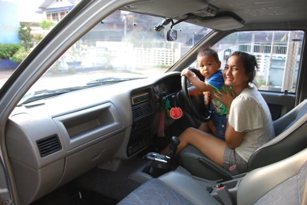 ปรับราคาครั้งสุดท้าย 275000 ให้คนที่พร้อมซื้อไปใช้ ก่อนให้เต๊นท์มาตัดค่ะ ปรับราคาครั้งสุดท้าย 275000 ให้คนที่พร้อมซื้อไปใช้ ก่อนให้เต๊นท์มาตัดค่ะ