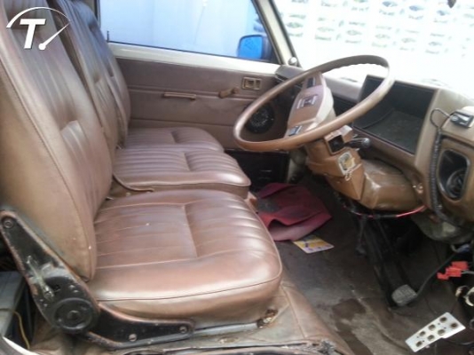 ขายรถตู้TOYOTA, HIACE 2.0 เบนซิน แก๊สLPGแล้วถูกๆ43000สนใจ0853647170