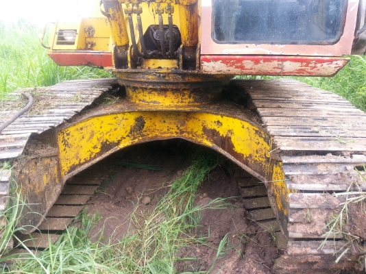 ขายด่วน เฟลมล่าง KOMATSU PC 200-5