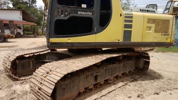 PC200-6  ซีเรียลสูงS/N96007 โซ่ใหม่ เอวแน่น ไฟฟ้าครบ แอร์ครบ เล่มทะเบียน