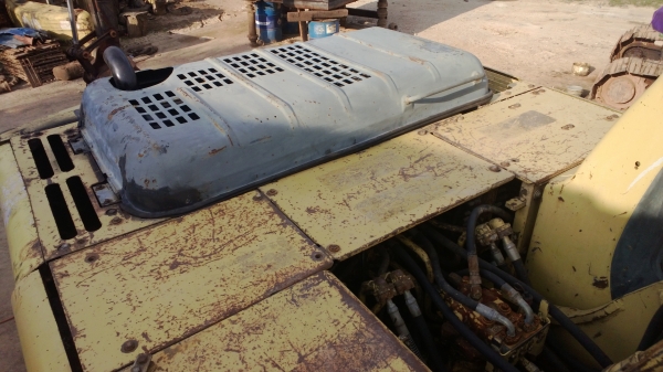 PC200-6  ซีเรียลสูงS/N96007 โซ่ใหม่ เอวแน่น ไฟฟ้าครบ แอร์ครบ เล่มทะเบียน