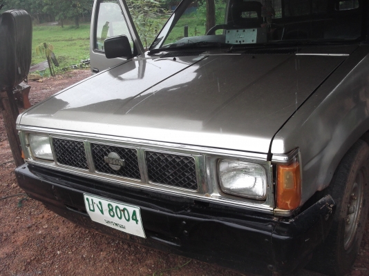 nissan ฝาแดง