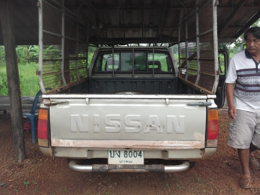 nissan ฝาแดง nissan ฝาแดง