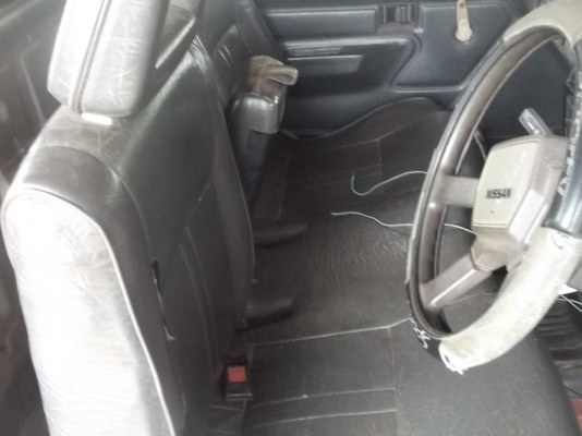 nissan ฝาแดง nissan ฝาแดง