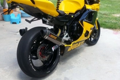 ขายแฟด<Ducati 1098>ของแต่งใหม่เกือบหมด เข้ามาชมก่อนได้ครับ ขายแฟด<Ducati 1098>ของแต่งใหม่เกือบหมด เข้ามาชมก่อนได้ครับ