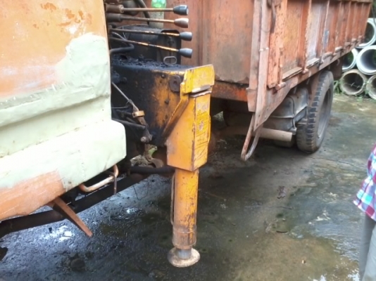 ขาย FUSO ติดเคน 2ตัน ขับได้ เคนใช้ได้ไม่มีซ่อม ไม่มีทะเบียนรถประมูล ช.ป ราคาถูก