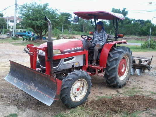 ขาย! ยันมาร์ 45 แรง รถบ้านห้าปี ใช้งานปกติ สภาพรถบ้านๆสวยๆ ขายไม่แพงเจ้าของขายเอง
