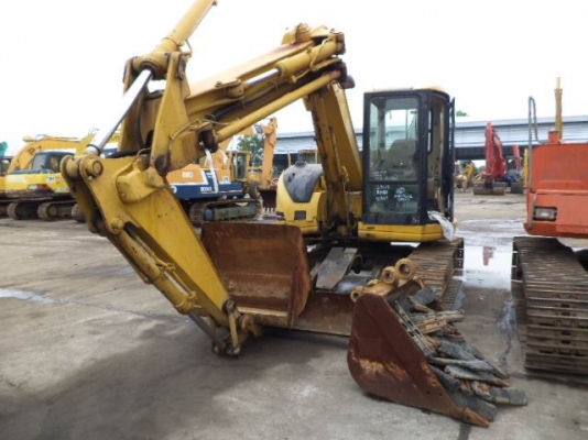 ขายด่วน..รถแบคโฮ CAT 308 B S/N 3YS02881 ผลิตปี 2000 รถสวย เก่าญี่ปุ่น มีใบอินวอยล์.