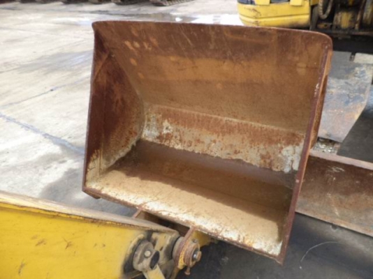 ขายด่วน..รถแบคโฮ CAT 308 B S/N 3YS02881 ผลิตปี 2000 รถสวย เก่าญี่ปุ่น มีใบอินวอยล์.