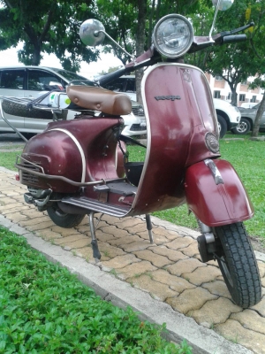 vespa sprint150 อิตาลี่3คัน ปี2509,2510,2517ทะเบียนเเท้พร้อมโอน