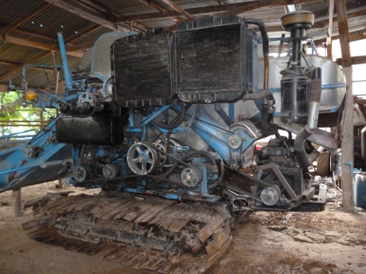 ขายรถเกี่ยวข้าวศักดิ์พัฒนาบิ๊ก37