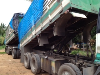 ขายรถบรรทุก อีซูซุ เดคก้า 320 เเรงม้า เเม็กโหลด(รถสภาพเดิมๆ)