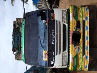 ขายรถบรรทุก อีซูซุ เดคก้า 320 เเรงม้า เเม็กโหลด(รถสภาพเดิมๆ)