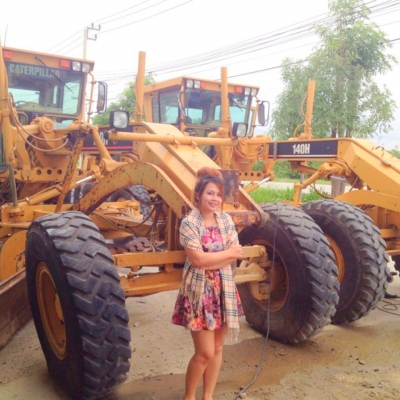 ฝากกดไล์เพจ รถแบคโฮมือสอง เป็นเพจของเจี๊ยบเองค่ะ  ขอบคุณล่วงหน้าน๊ะค๊ะ