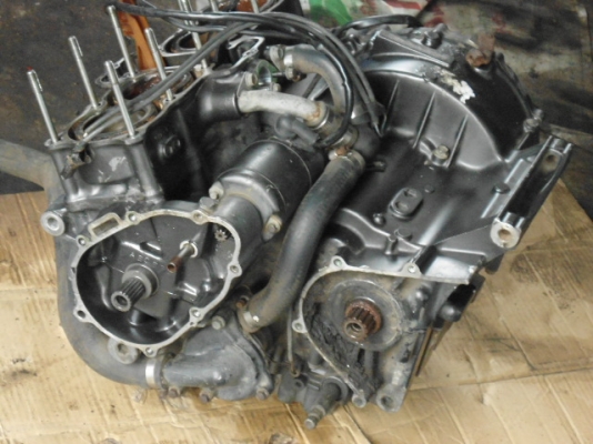 แยกขายท่อนล่างcb400 เครื่องจากโกดัง แยกขายท่อนล่างcb400 เครื่องจากโกดัง