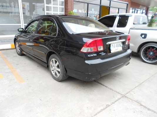 ขายรถสวยพร้อมใช้งาน เล่มทะเบียนพร้อม สวยสุดในรุ่นครับ ปี03 เกียร์ออโต้  ฟรีดาวน์