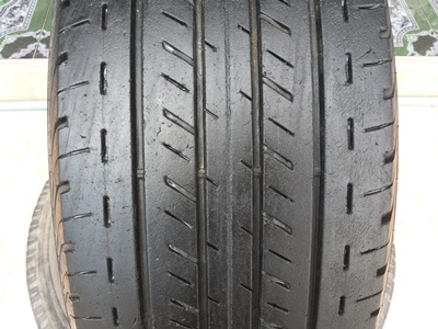 ขายยาง215/65/16 ปี 09 BRIDGESTON  DURAVIS 611   1ชุด