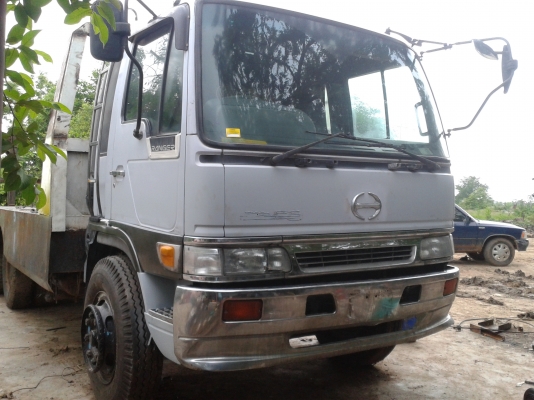 ขายสิบล้อบรรทุกรถเกี่ยวข้าว