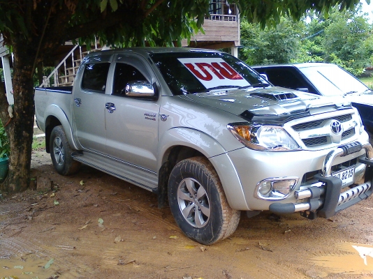 TOYOTA VIGO 3.0E PRERUNER ปี51 เกียร์ธรรมดา เดิมบาง ภายในสะอาดสวย ห้องเครื่องเดิม คานหน้าเดิม