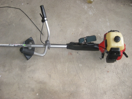 เครื่องตัดหญ้า เครื่องตัดหญ้า