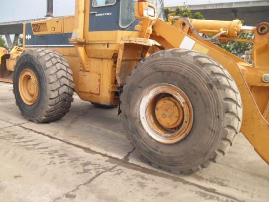 รถตักล้อยาง Komatsu WA450-1 รถนอกนำเข้า สวยๆ