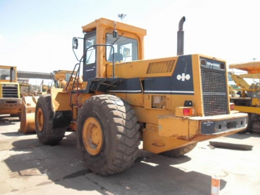 รถตักล้อยาง Komatsu WA450-1 รถนอกนำเข้า สวยๆ