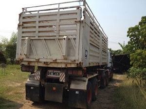 ขายรถบรรทุก BENZ  สภาพดีเยียม ขายเอง ราคาถูกมาก ทีเชียงใหม่