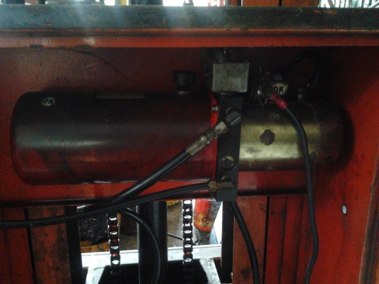 ปั้มไฮดรอลิค