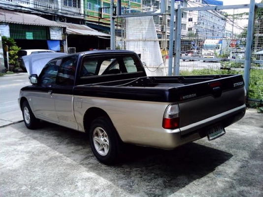 mitsu strada cab 2.8glxสภาพดีมากสวยหน้าหลังเดิมสีรอบคันสวย mitsu strada cab 2.8glxสภาพดีมากสวยหน้าหลังเดิมสีรอบคันสวย
