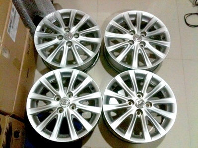 แม็กซ์ 14-15-16-17 นิ้ว หลายชุด เปิดดูรายละเอียดได้ครับ สภาพสวยทุกชุดครับTel.085-150-9040..P