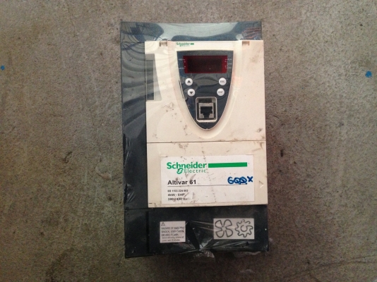 ขายอุปกรณ์ คุมรอบมอเตอร์ Schneider ขนาด 5 HP. ของใหม่ ไม่เคยใช้งาน