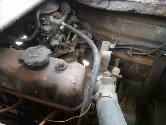 Hiace หัวแตงโม ปะผุ ทำสีมาใหม่หมดแล้วครับ สภาพดี Hiace หัวแตงโม ปะผุ ทำสีมาใหม่หมดแล้วครับ สภาพดี