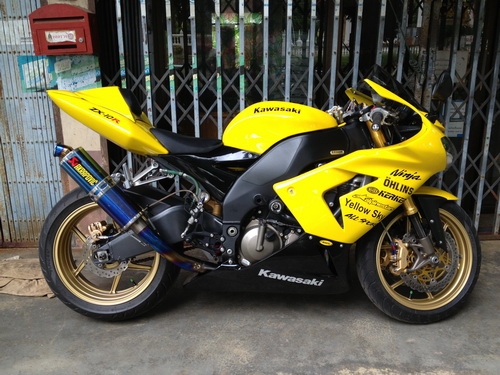 ___ขาย ZX10R ปี05 สพม. รถสวย เครื่องดี ท่อฟูล เกียร์แต่ง ยางใหม่