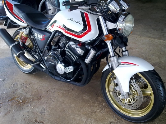 ขาย cb400 v.s 84000   ลดเหลือ  79000