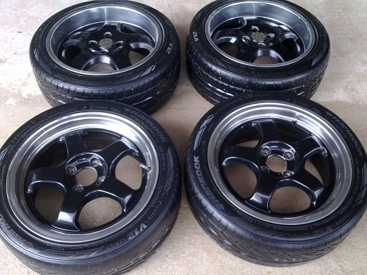 ขายล้อแม็ก 16 พร้อมยาง