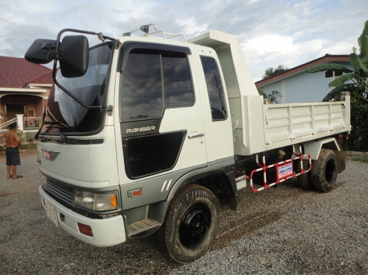 ประกาศขายรถดัมพ์ 6 ล้อ 5 คิว HINO เครื่อง H07D 6 สูบแบบหัวเดี่ยว