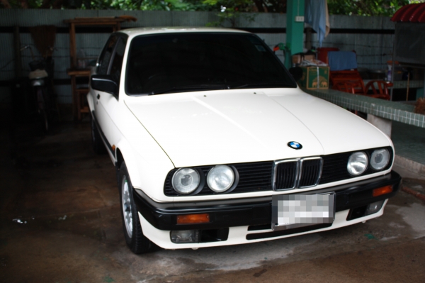 ขายรถ BMW 316i รถปี 1988  รถสภาพเดิม 150,000 บาท