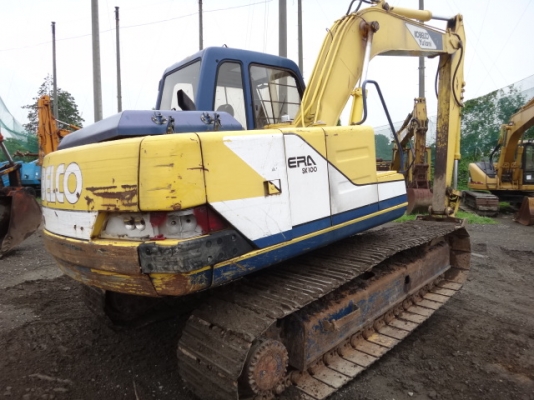 รถขุดดิน SK100 มาร์ค ทรี สภาพสวย  นำเข้าจากญี่ปุ่น เดินทางถึงไทยแล้วเมื่อเร็ว ๆ นี้ โทร.081-373-0559